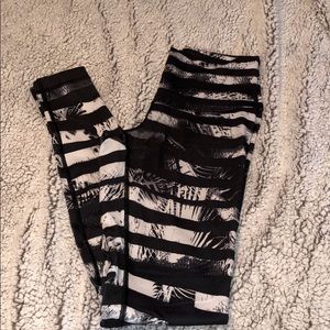 Lululemon Shady Palms Leggings
